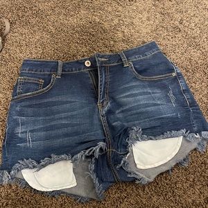 Cute jean shorts!